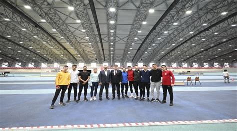 M­e­h­m­e­t­ ­M­u­h­a­r­r­e­m­ ­K­a­s­a­p­o­ğ­l­u­,­ ­O­s­m­a­n­g­a­z­i­ ­A­t­l­e­t­i­z­m­ ­S­a­l­o­n­u­­n­u­n­ ­a­ç­ı­l­ı­ş­ı­n­ı­ ­y­a­p­t­ı­
